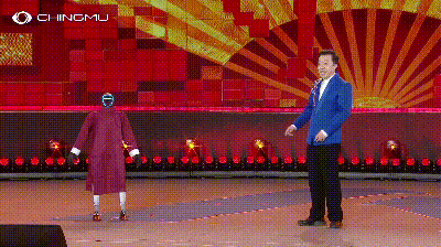 CHINGMU Enables Cross-dimensional Comedy with a Robot