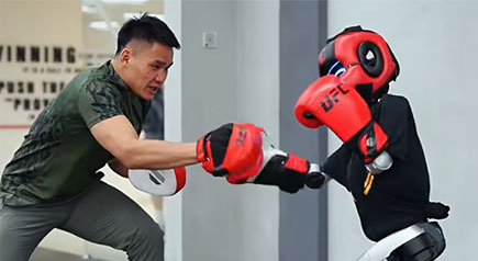 From UFC to World Combat Ring! How Does CHINGMU's MoCap Help Robots